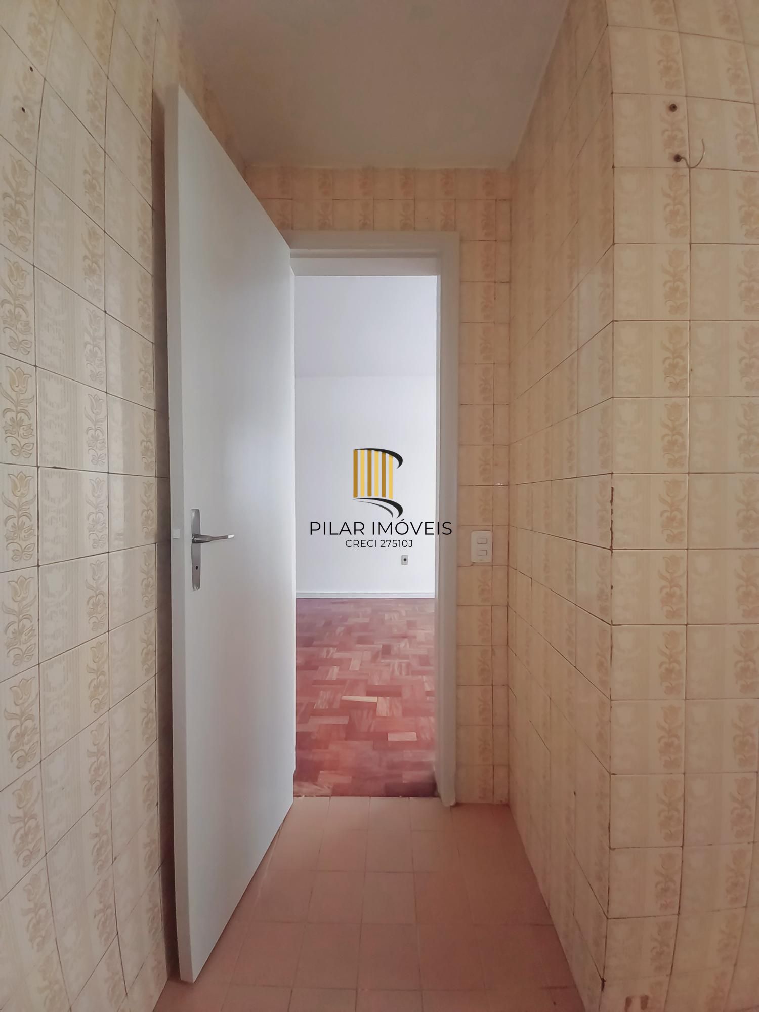 AMPLO JK TÉRREO - DESOCUPADO