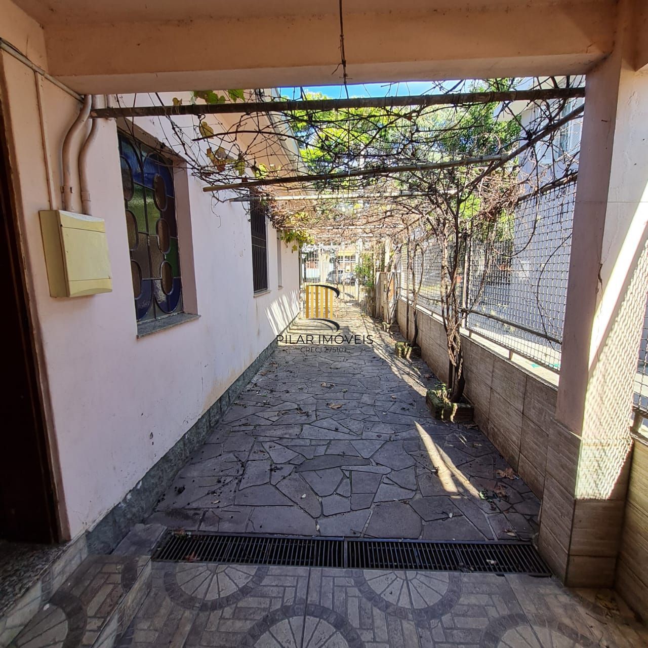 CASA PRÓXIMO PUC/RS E TERCEIRA PERIMETRAL