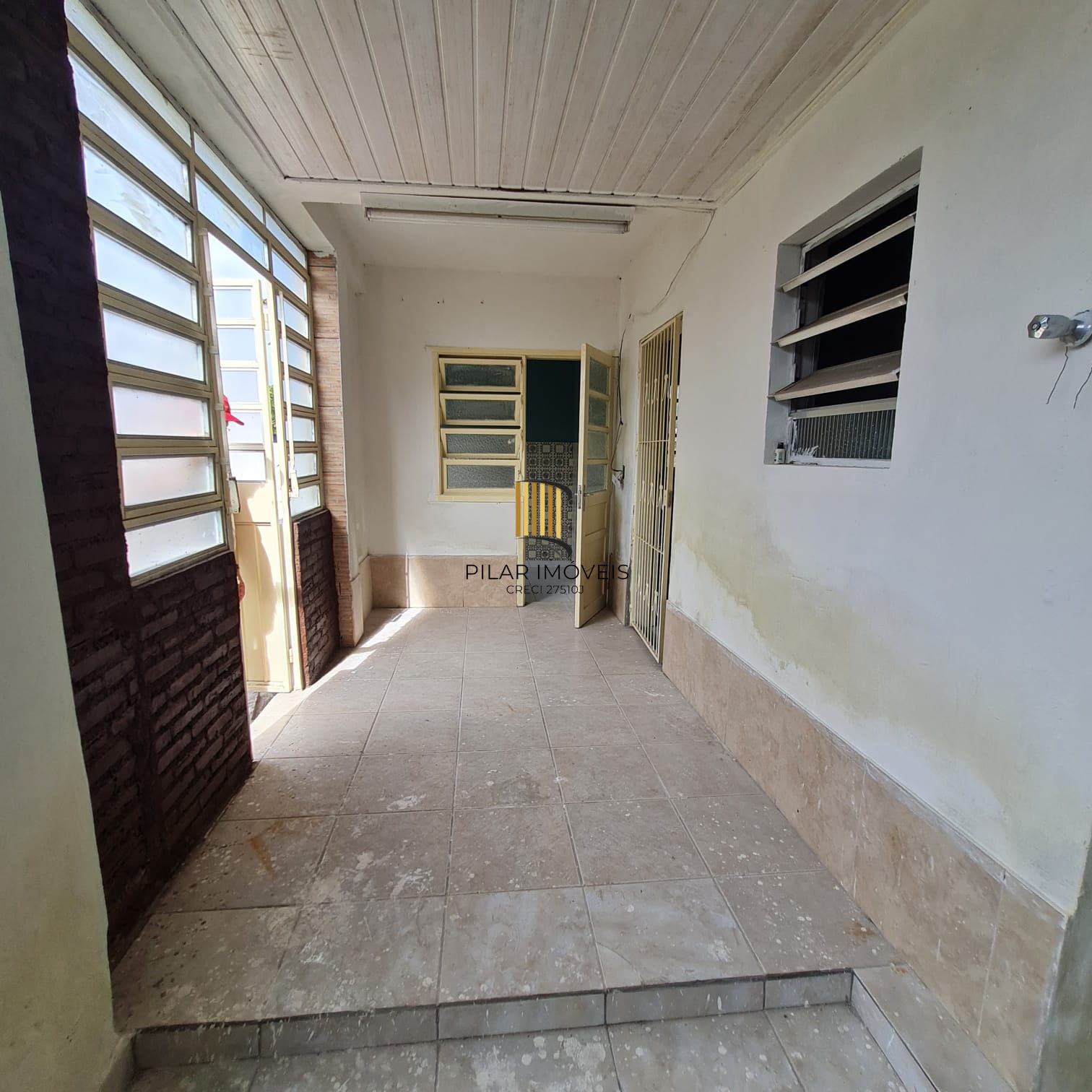 CASA 04 DORMITÓRIOS