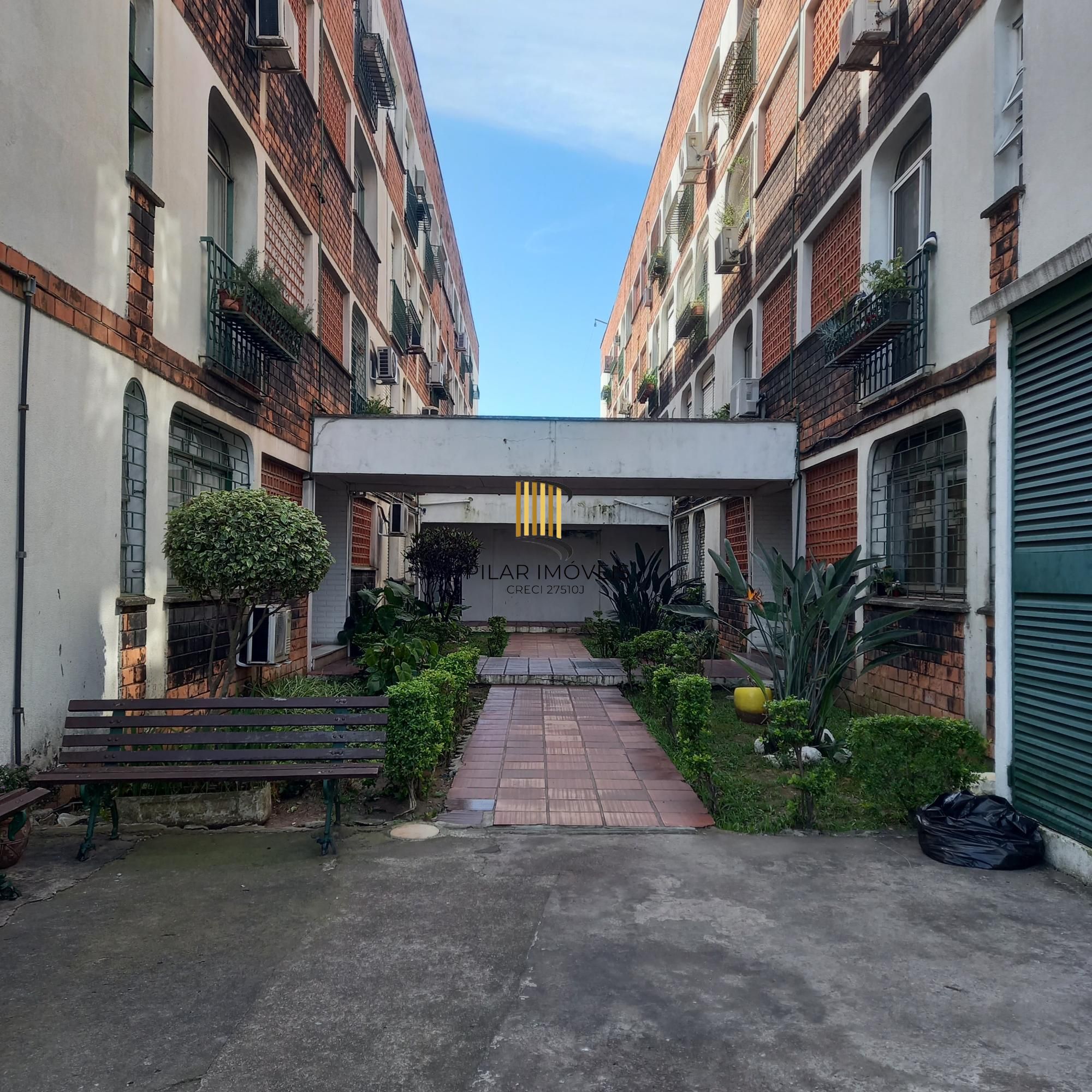 APTO DESOCUPADO PRÓXIMO HOSPITAL PUC/RS