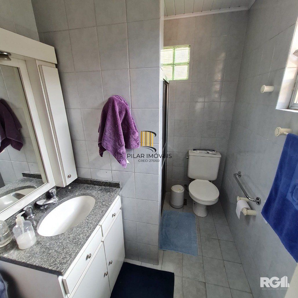 Casa 2 dormitórios no bairro Jardim  Botânico