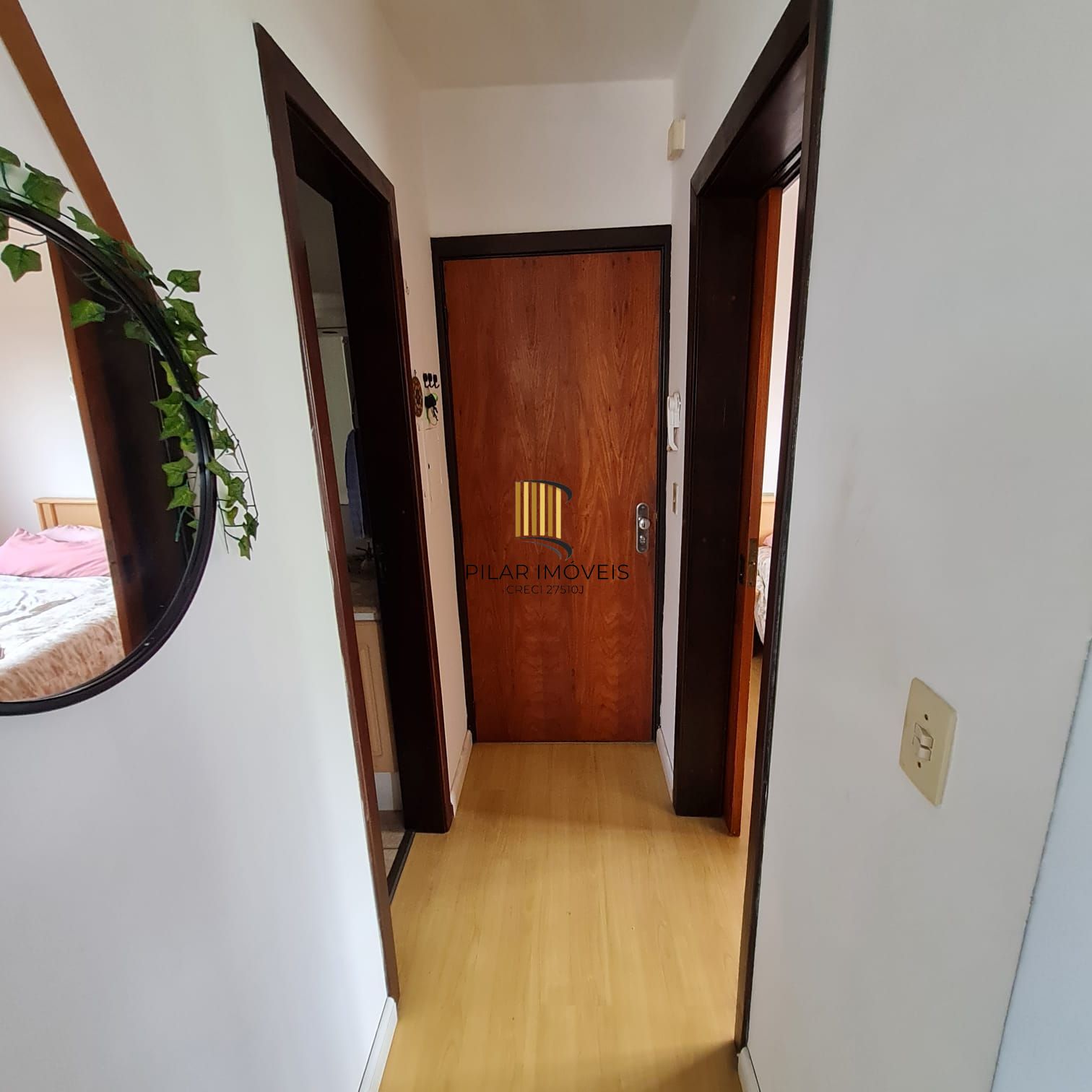 APARTAMENTO 01 DORMITÓRIO COM GARAGEM