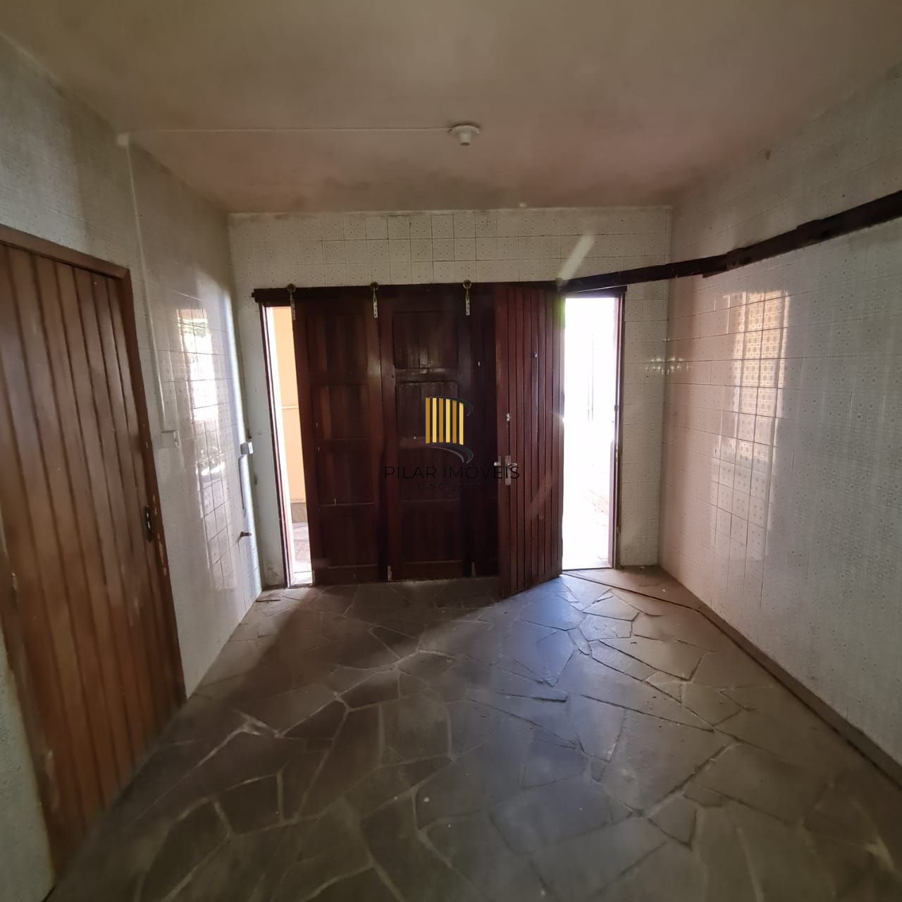 CASA PRÓXIMO PUC/RS E TERCEIRA PERIMETRAL