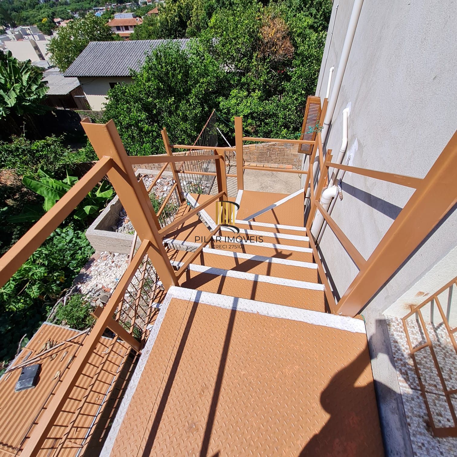 CASA EM CONDOMINIO