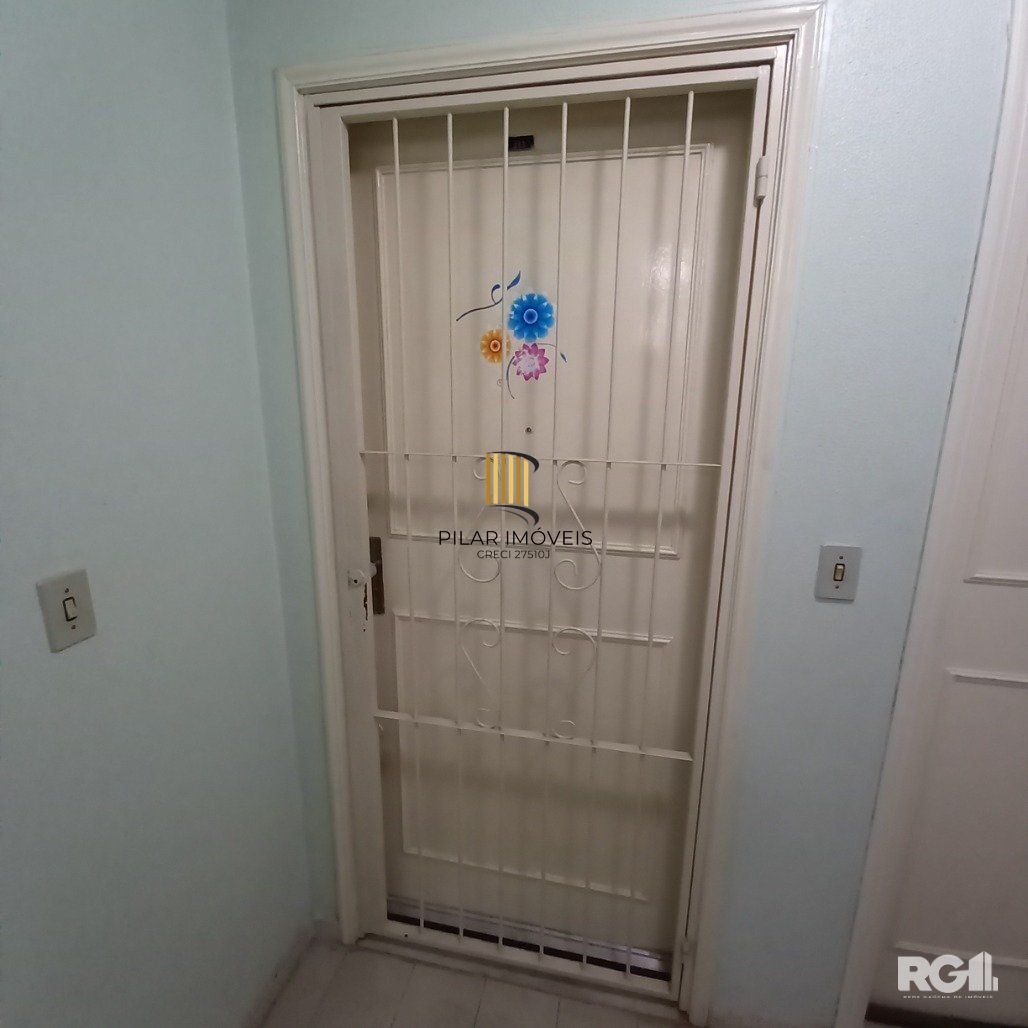 APTO 02 QUARTOS NA RUA BARÃO DO AMAZONAS