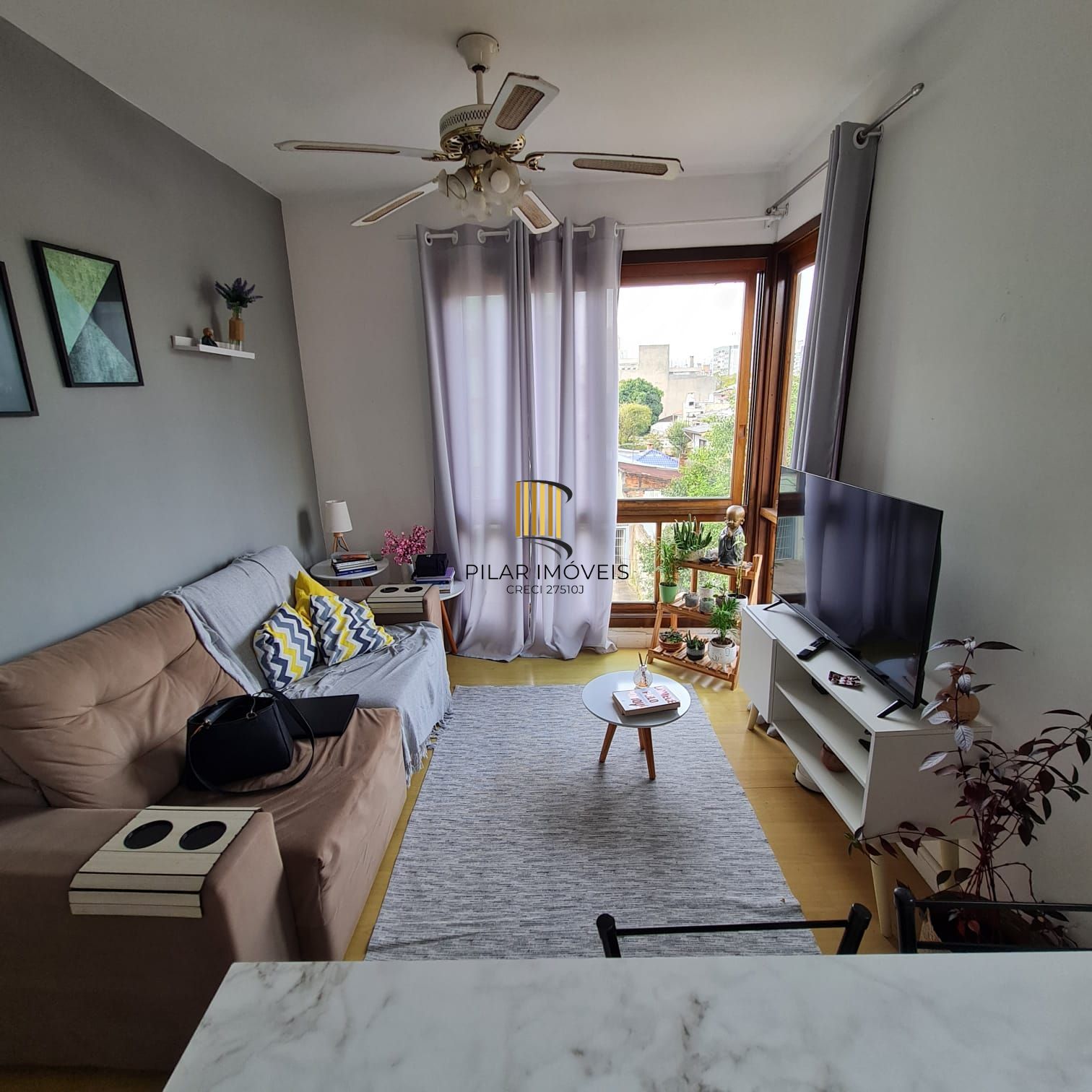 APARTAMENTO 01 DORMITÓRIO COM GARAGEM
