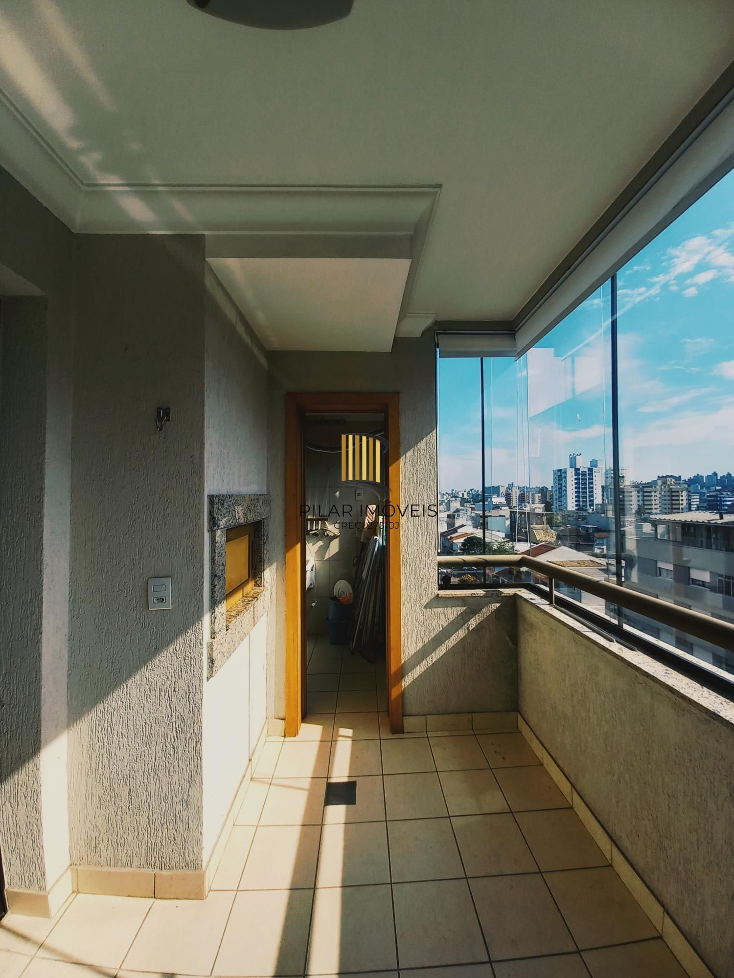 APARTAMENTO BAIRRO SANTANA COM 2 QUARTOS 2 GARAGENS