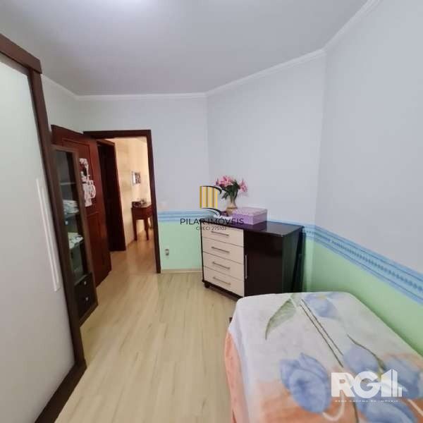 Casa 4 dormitórios no bairro Partenon