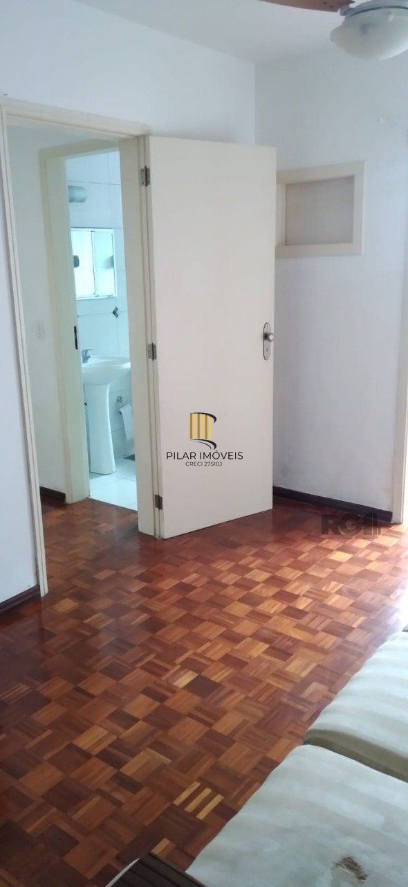 Apartamento 2 dormitórios com Dep. de Empregada
