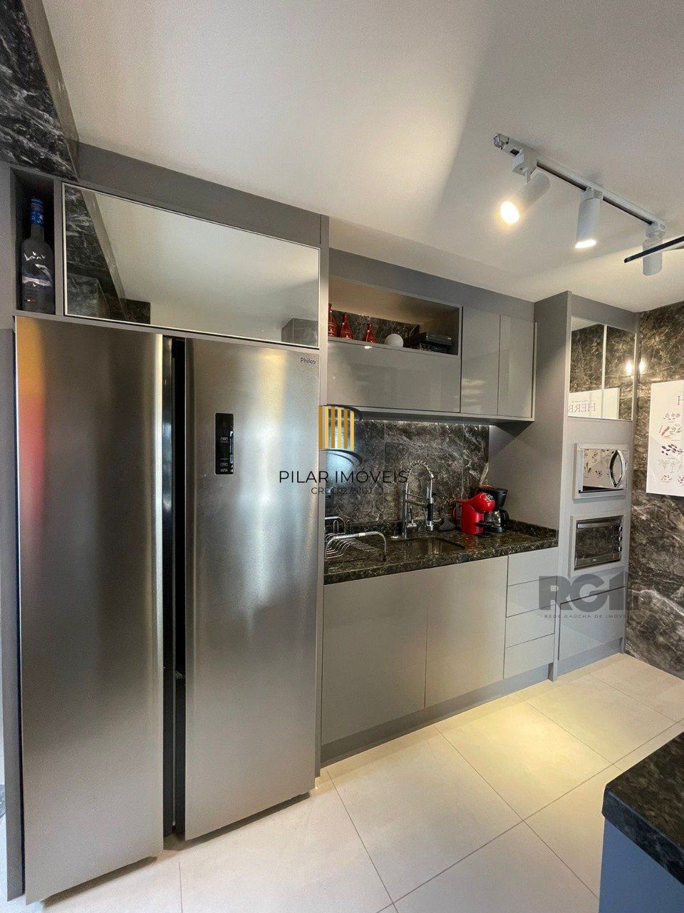 Cobertura 3 Dormitório(s) Bairro Chácara das Pedras