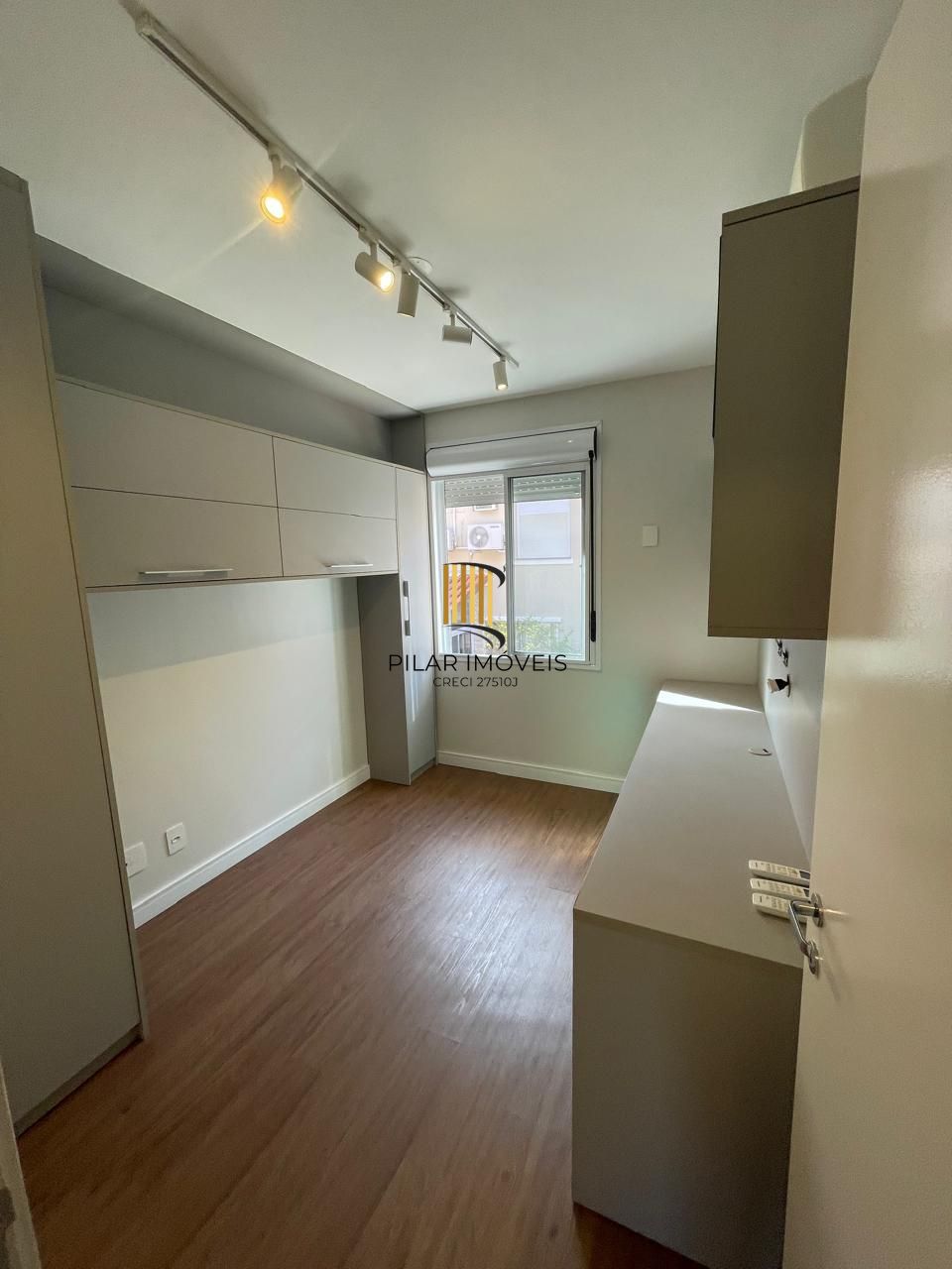 Casa de Condomínio 3 dormitórios no bairro Sarandi