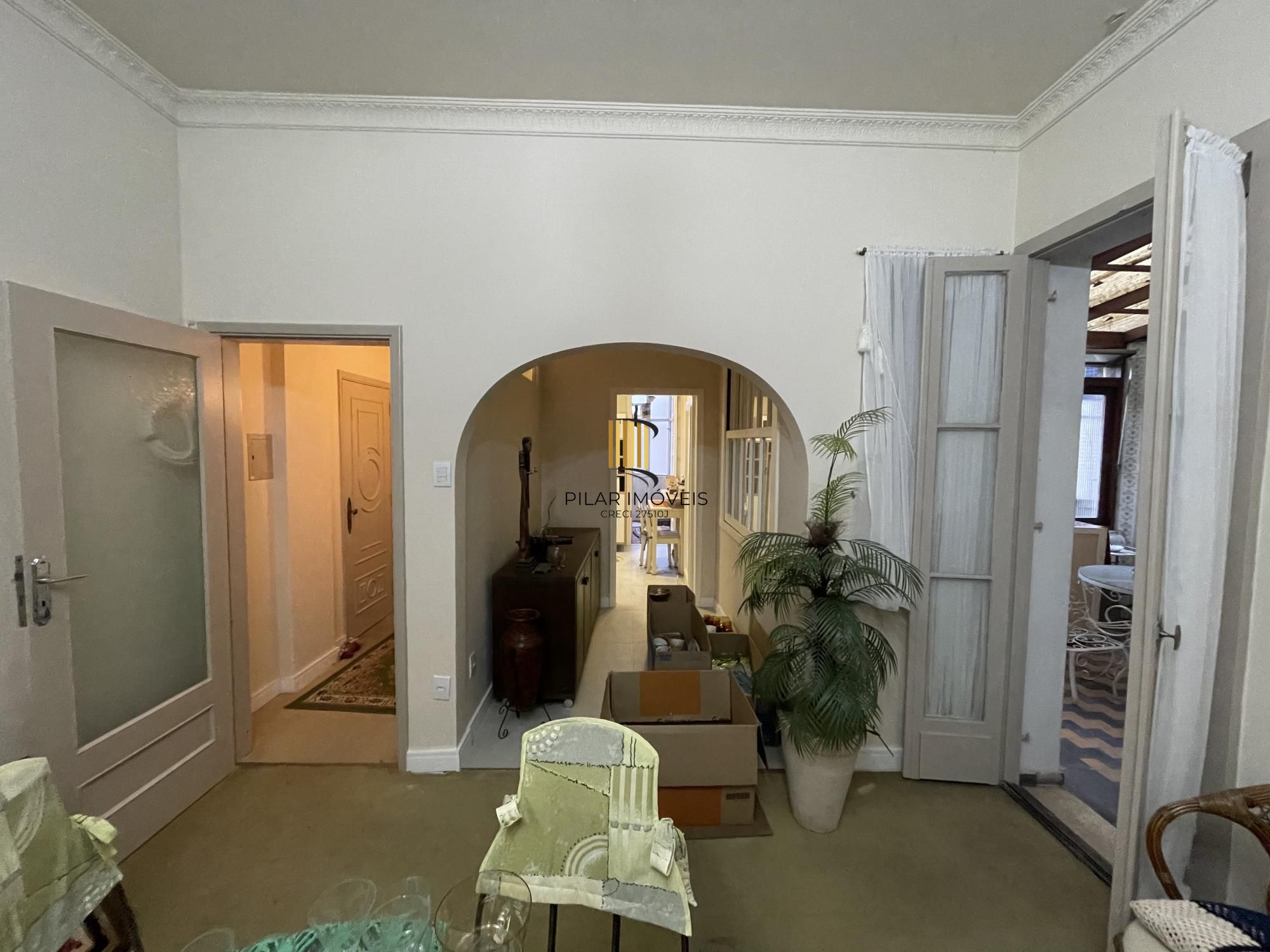 Apartamento 2 dormitórios no bairro Floresta