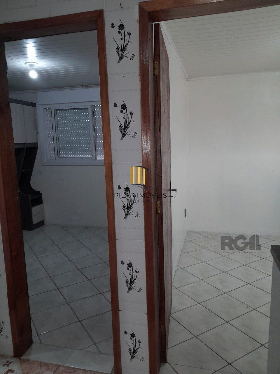 Apartamento 2 dormitórios com garagem fechada