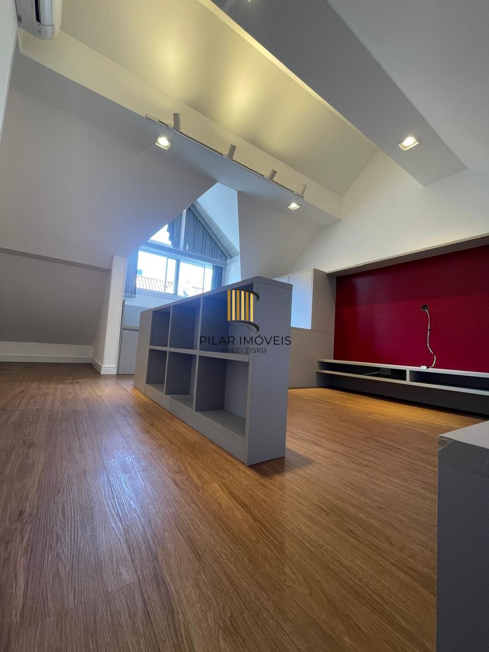 Casa de Condomínio 3 dormitórios no bairro Sarandi