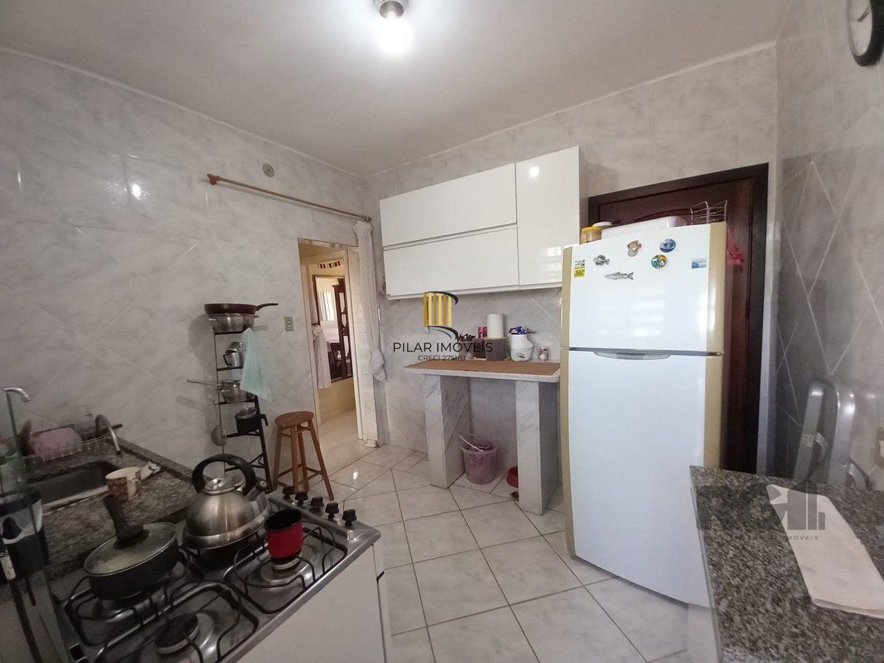 Apartamento 3 dormitórios com casa nos fundos