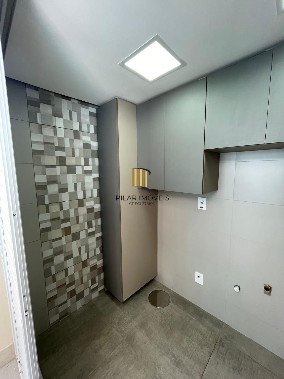 Casa de Condomínio 3 dormitórios no bairro Sarandi