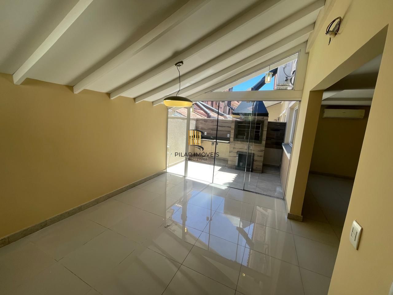 Casa Condominio 3 Dormitório(s) Bairro Ecoville