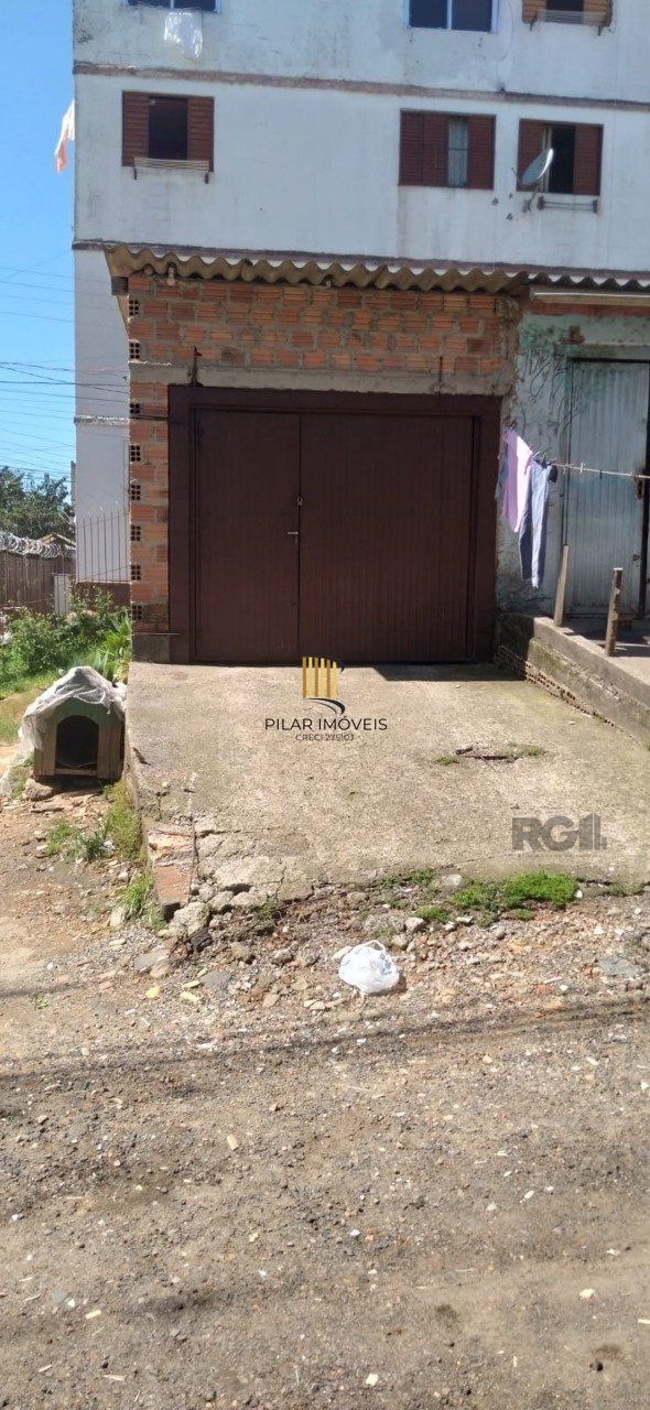 Apartamento 2 dormitórios com garagem fechada