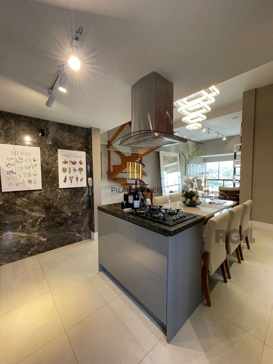 Cobertura 3 Dormitório(s) Bairro Chácara das Pedras