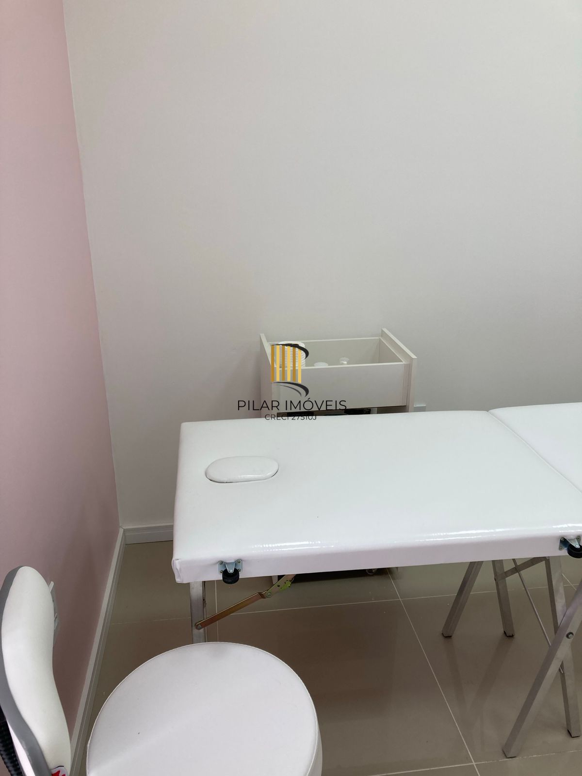 Sala Comercial 1 dormitório no bairro Passo da Areia