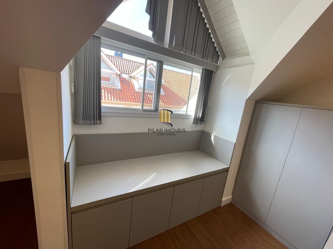 Casa de Condomínio 3 dormitórios no bairro Sarandi