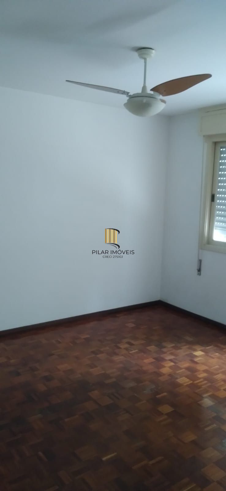 Apartamento 2 dormitórios com Dep. de Empregada