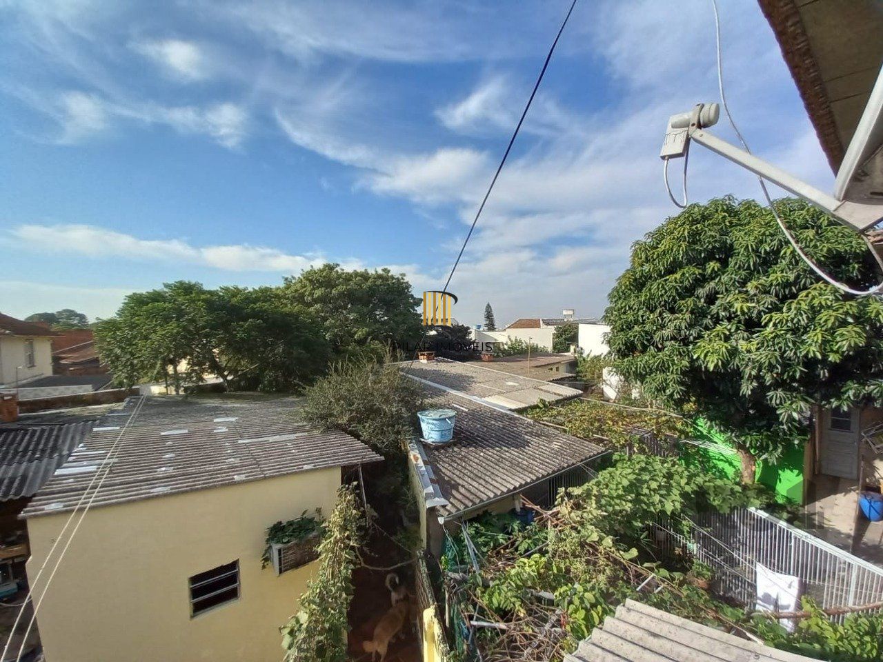 Apartamento 3 dormitórios com casa nos fundos