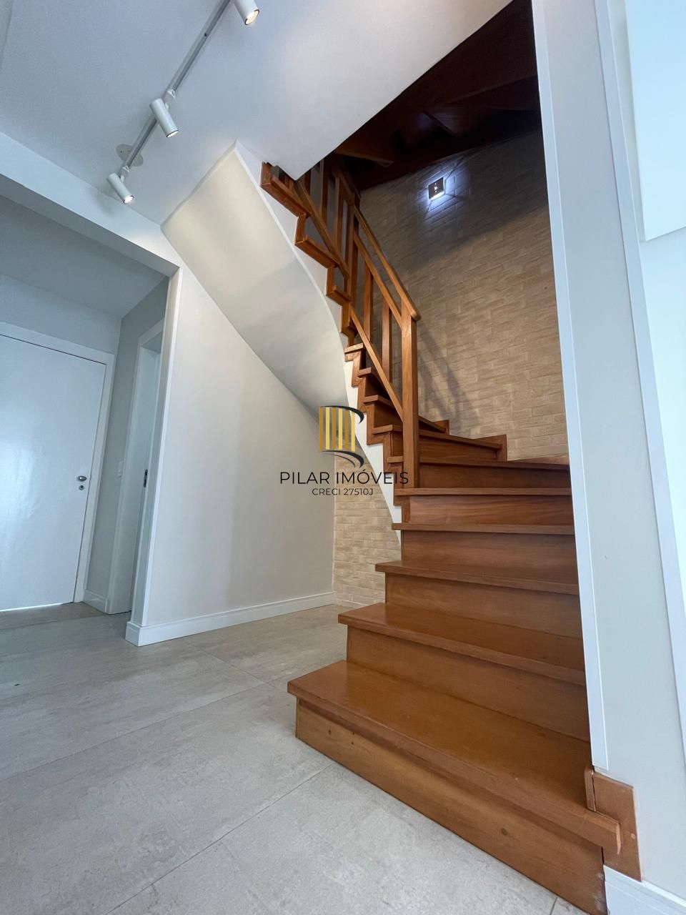 Casa de Condomínio 3 dormitórios no bairro Sarandi