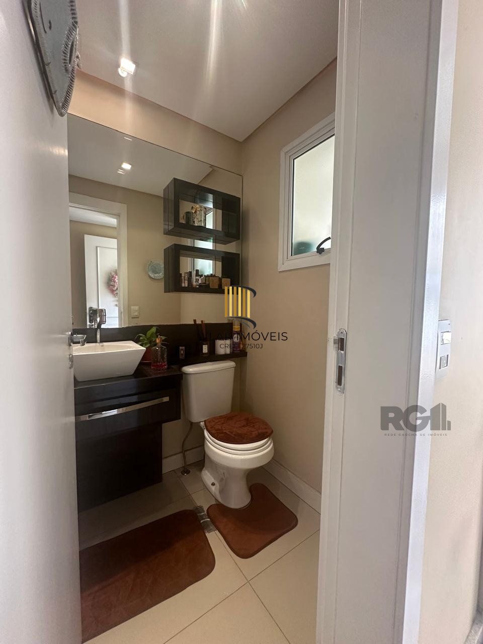 Casa Condominio 3 Dormitório(s) Bairro Ecoville