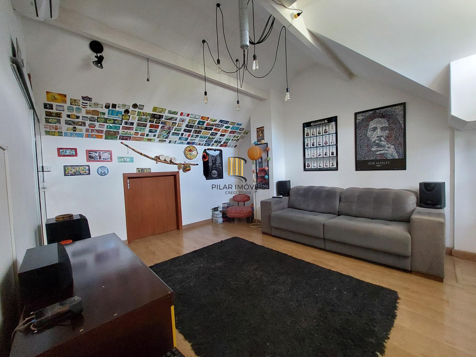 Casa de Condomínio 3 dormitórios no bairro Sarandi