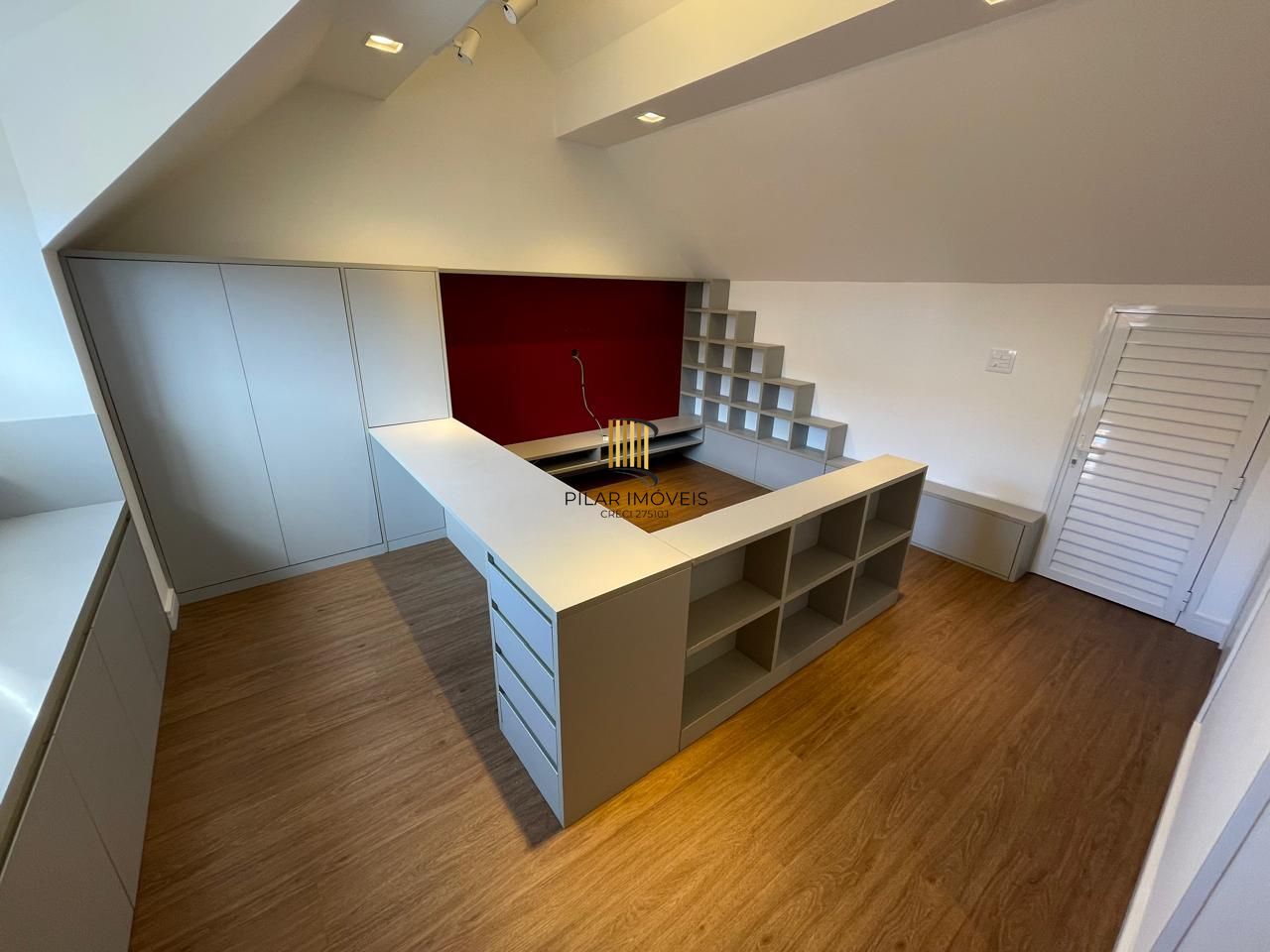 Casa de Condomínio 3 dormitórios no bairro Sarandi