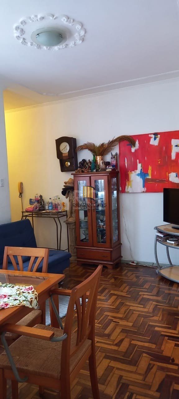 Apartamento para Venda - 50m², 2 dormitórios, Menino Deus