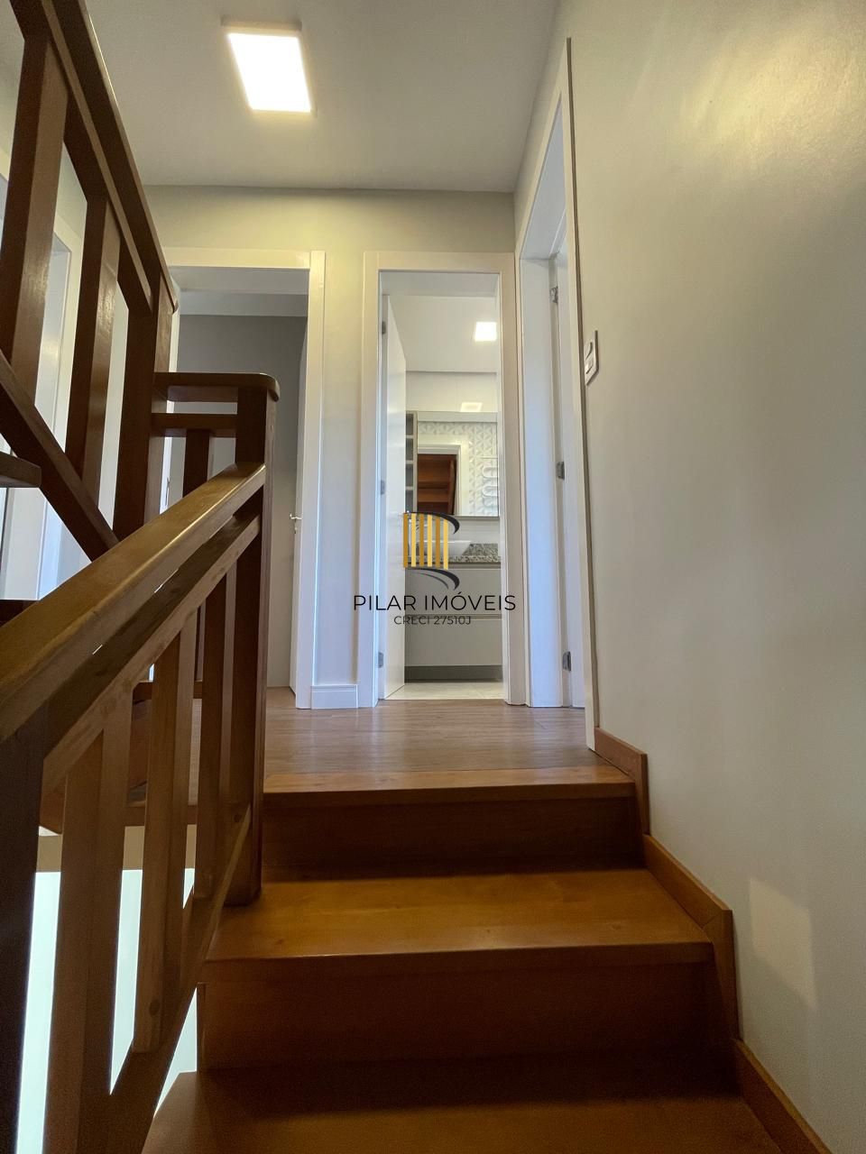 Casa de Condomínio 3 dormitórios no bairro Sarandi