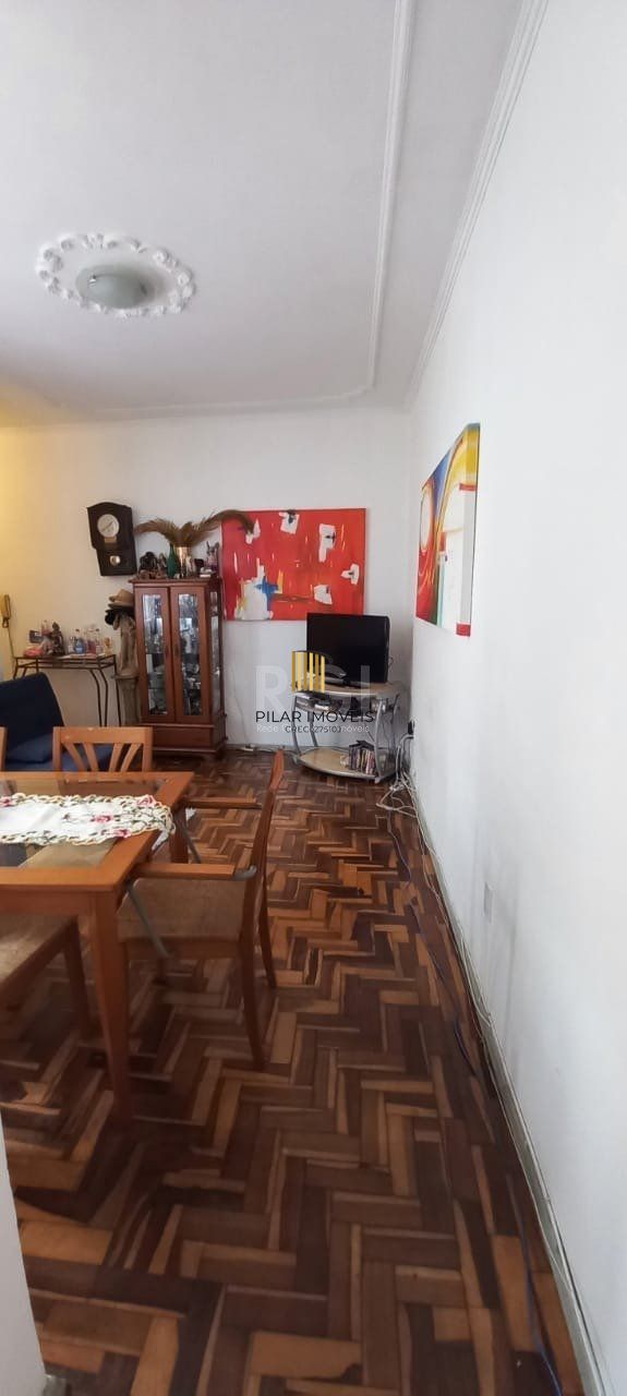 Apartamento para Venda - 50m², 2 dormitórios, Menino Deus
