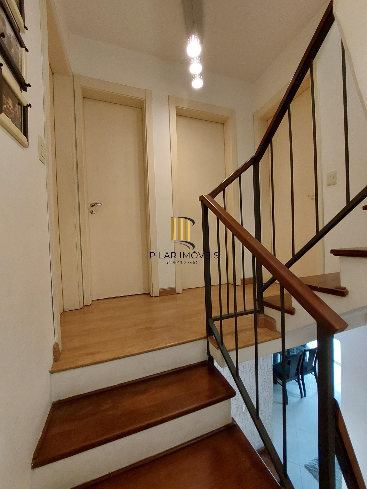 Casa de Condomínio 3 dormitórios no bairro Sarandi