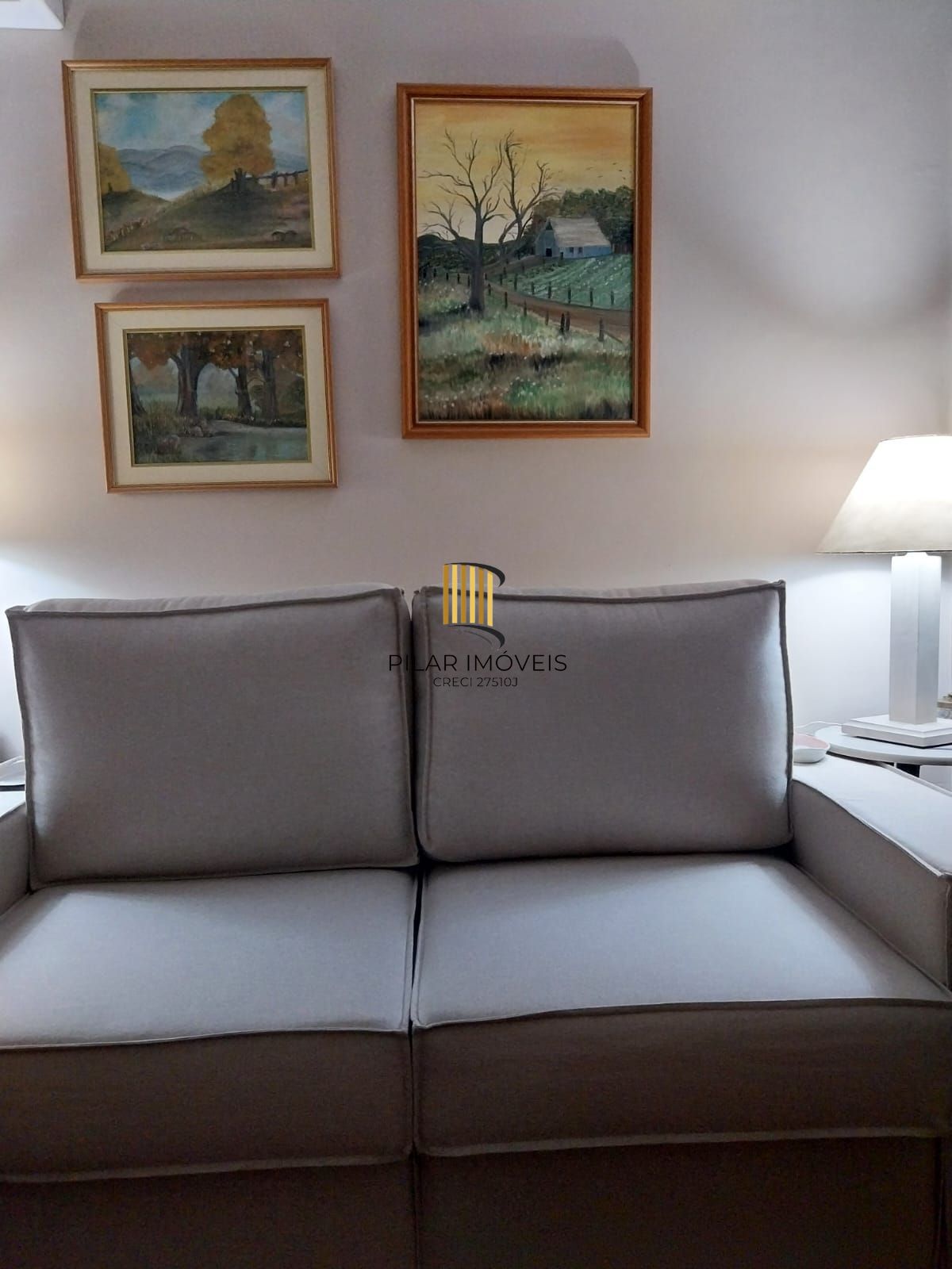 Apartamento 2 dormitórios com box coberto