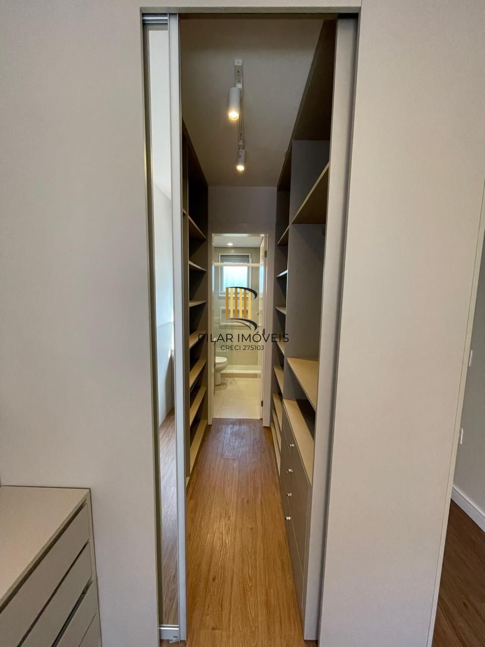 Casa de Condomínio 3 dormitórios no bairro Sarandi