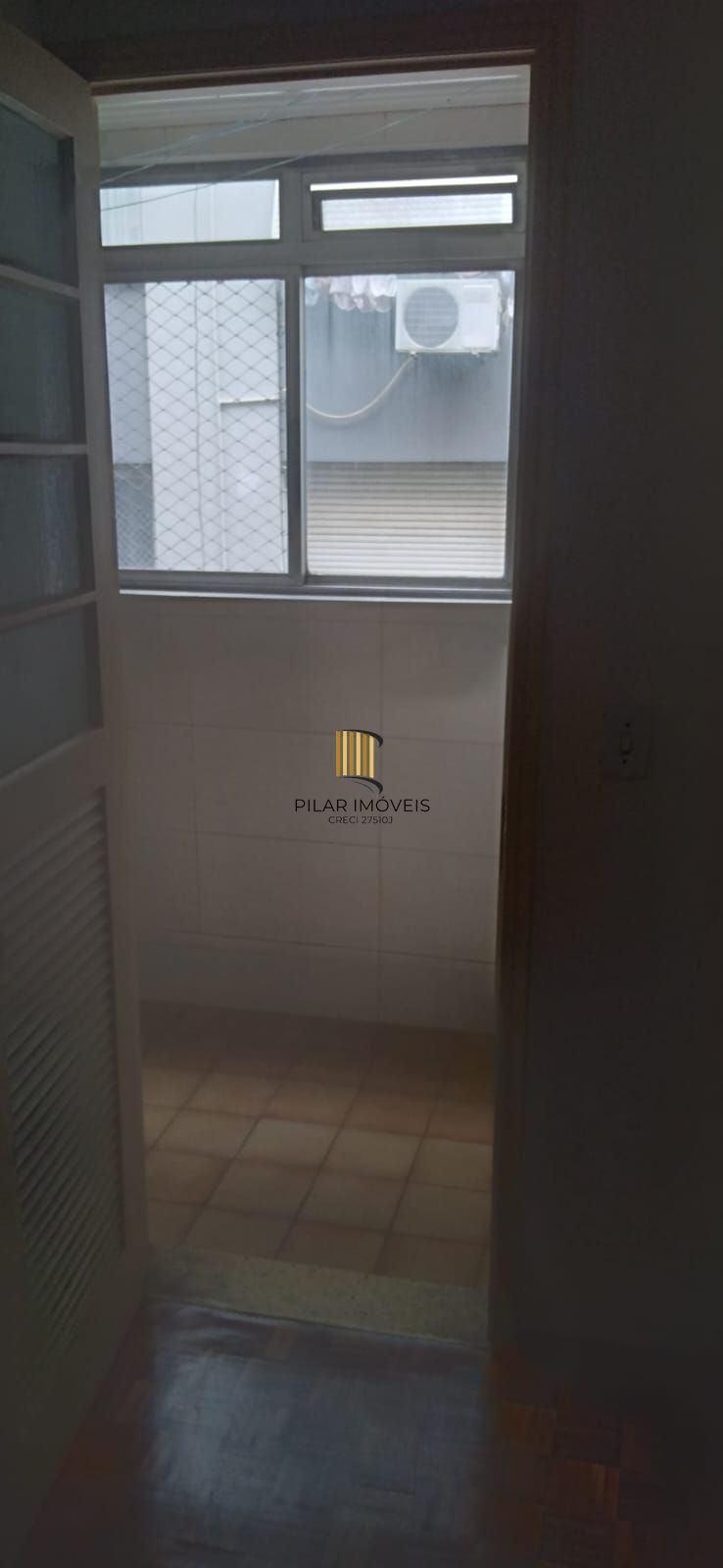 Apartamento 2 dormitórios com Dep. de Empregada