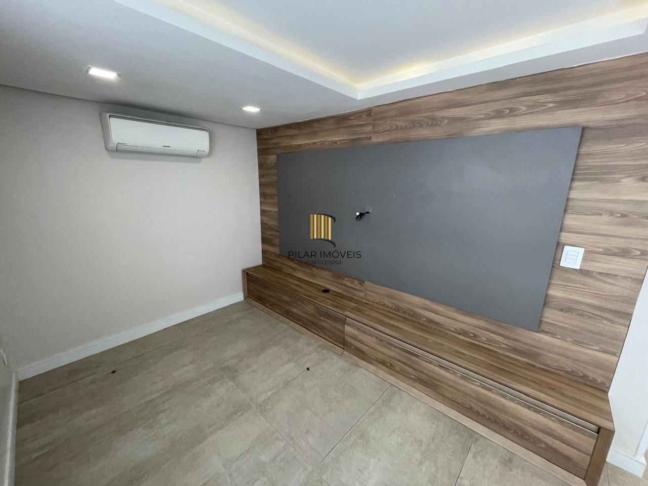 Casa de Condomínio 3 dormitórios no bairro Sarandi