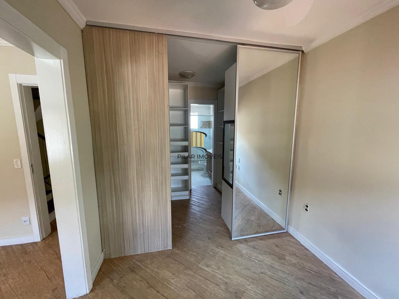 Casa condominio para Venda - 157m², 3 dormitórios, sendo 1 suites, 2 vagas - Sarandi