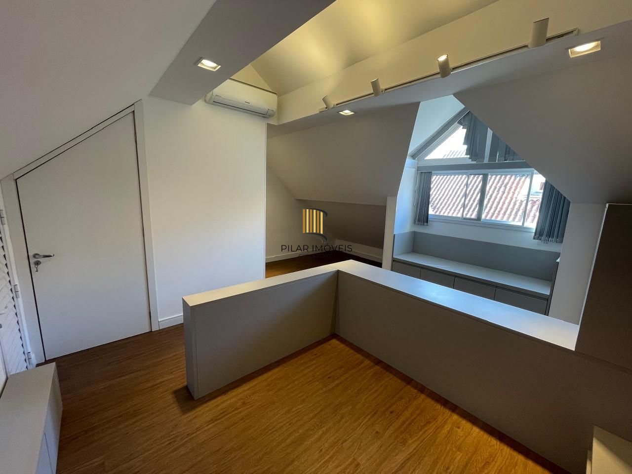 Casa de Condomínio 3 dormitórios no bairro Sarandi