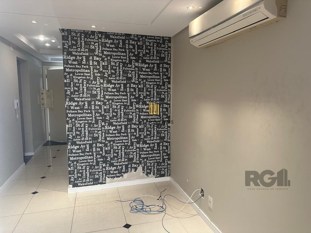 Casa condominio para Venda - 157m², 3 dormitórios, sendo 1 suites, 2 vagas - Sarandi