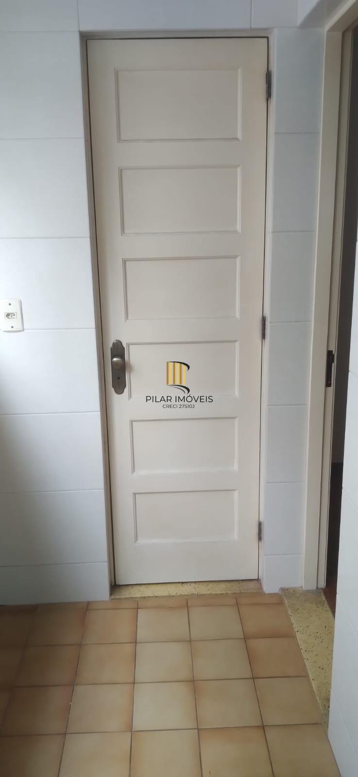 Apartamento 2 dormitórios com Dep. de Empregada