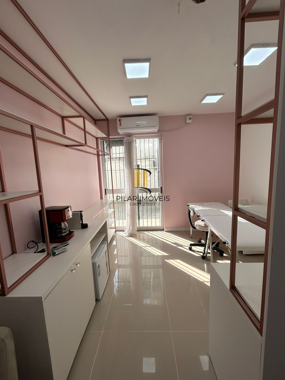 Sala Comercial 1 dormitório no bairro Passo da Areia