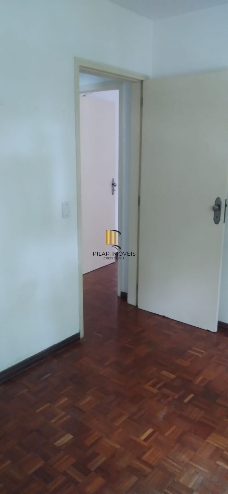 Apartamento 2 dormitórios com Dep. de Empregada