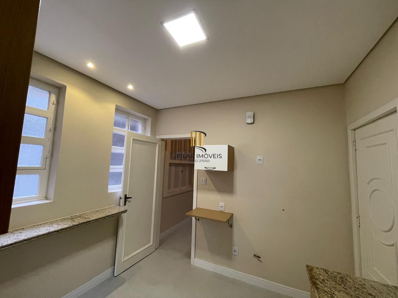 Apartamento 3 dormitórios no bairro Floresta