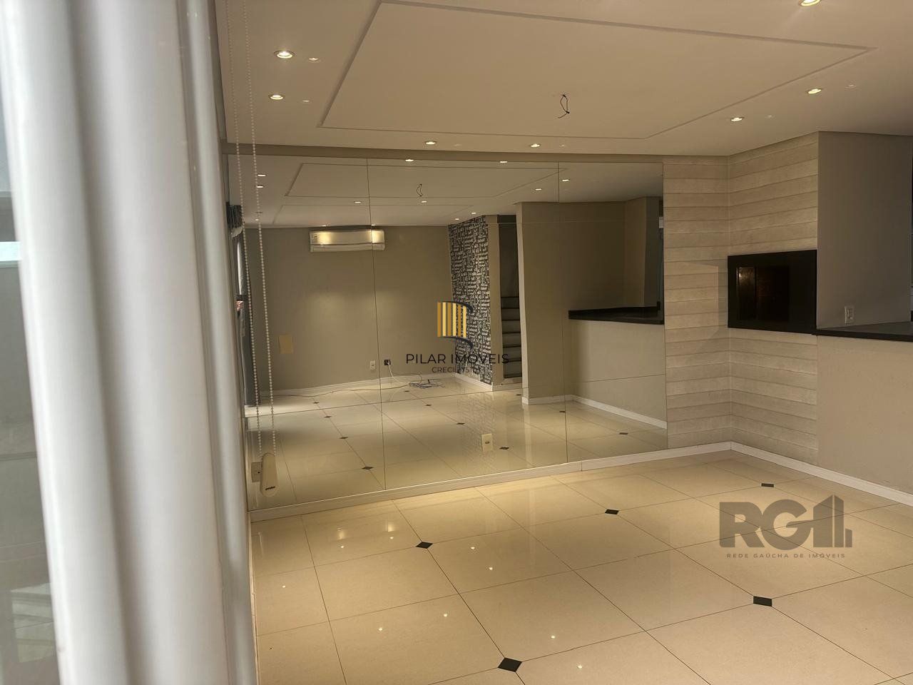 Casa condominio para Venda - 157m², 3 dormitórios, sendo 1 suites, 2 vagas - Sarandi - Pilar Imóveis