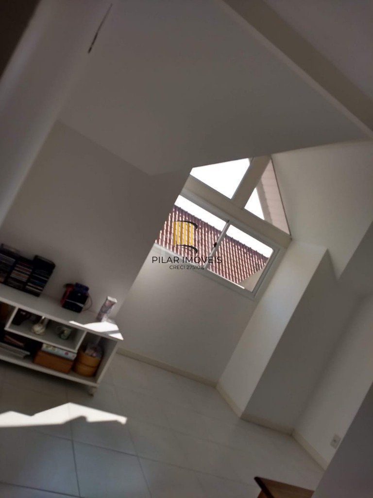 Casa de Condomínio 3 dormitórios no bairro Sarandi