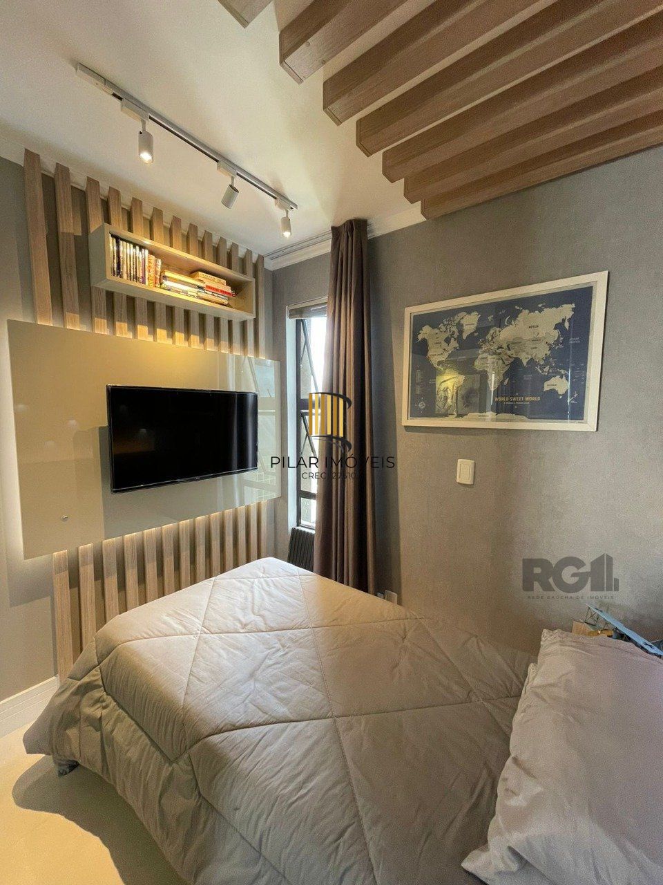 Cobertura 3 Dormitório(s) Bairro Chácara das Pedras