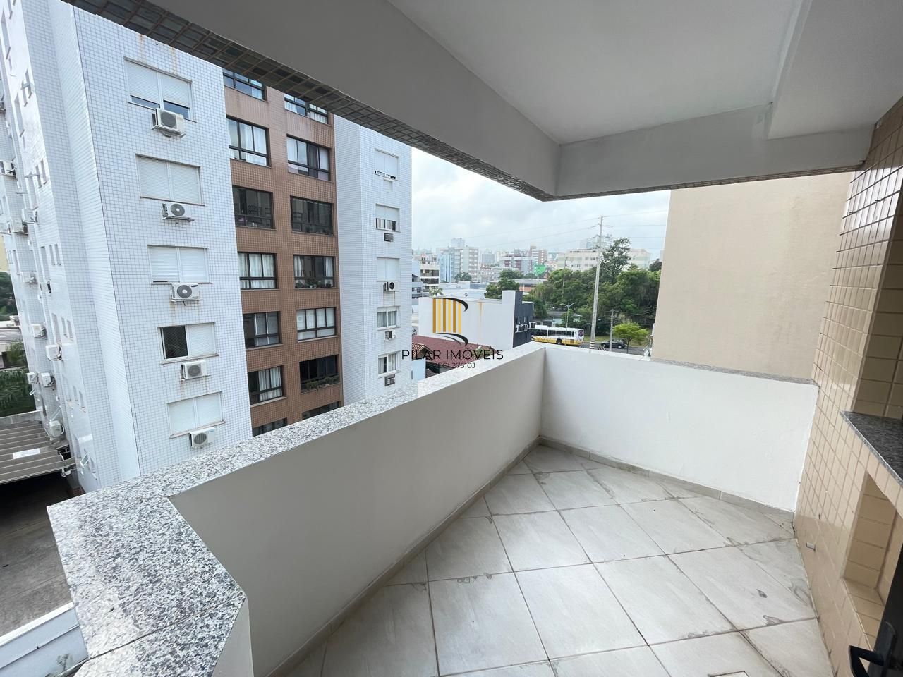 Apartamento 3 dormitórios no bairro Passo da Areia
